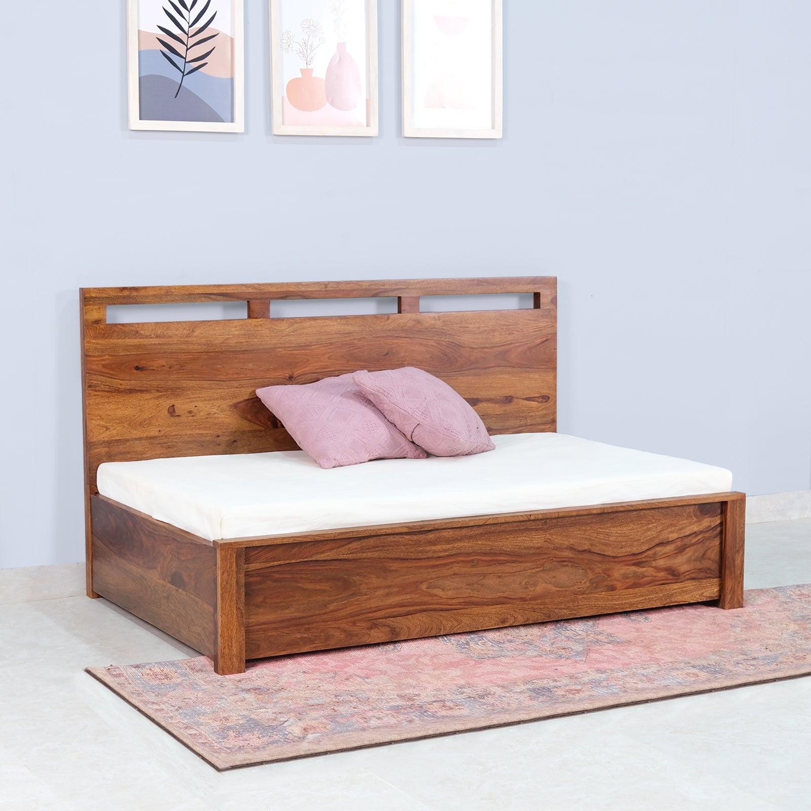 William Wooden Bed